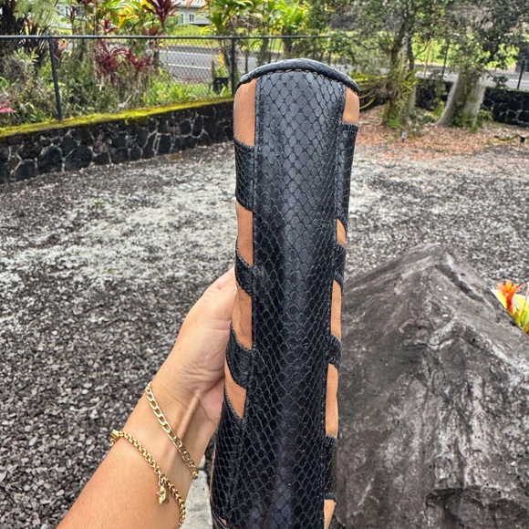 Vintage Sharif USA Tiger Stripe Suede Snakeskin Crossbody Gold Chain - Picture 6 of 9